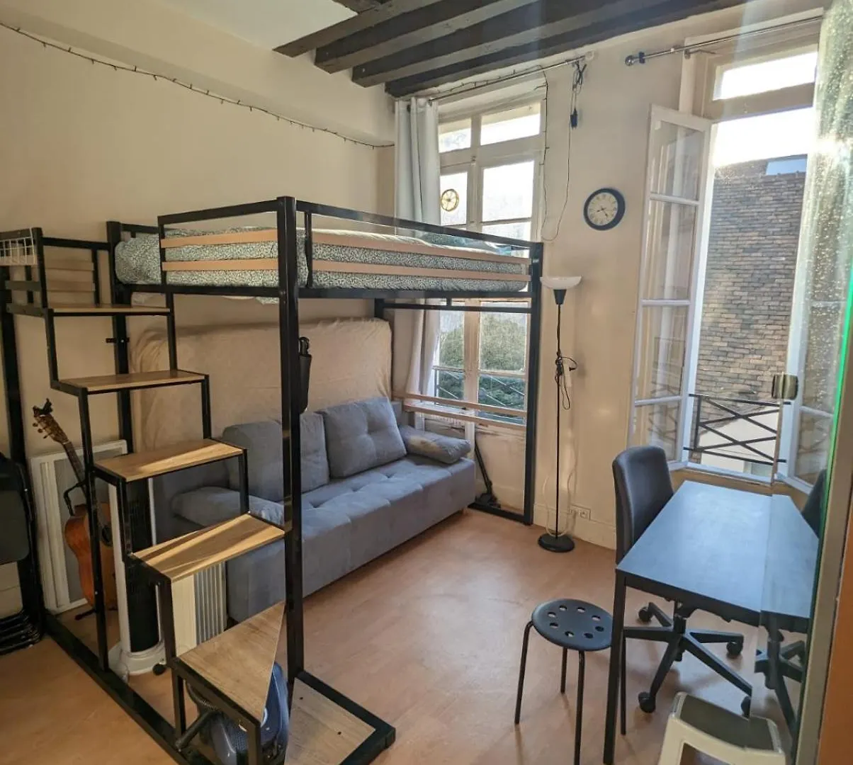 Apartamento Charmant Studio Calme Et Lumineux A Notre-Dame París Francia